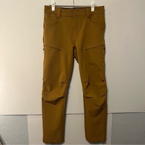 511 tactical men’s Cepheus soft shell pants in rust color size 32 x 32